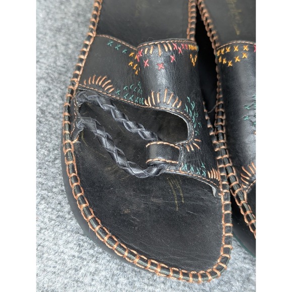 Indigo By Clarks Wedge Womens Black Leather Embroidered Sandals Size 8.5M - Picture 3 of 12